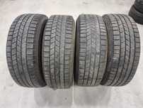 4 Anvelope de IARNA 235.65.18 'Pirelli' ; stare foarte Buna