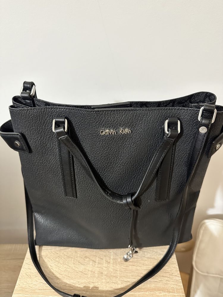 Чанта Calvin Klein