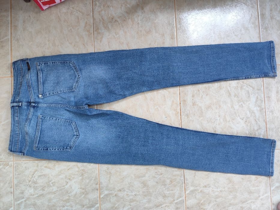 Blugi H&M - mărime 170 - talie elastica 88->108 cm