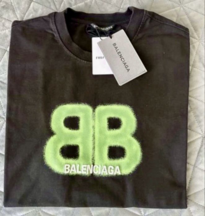Дамска тениска balenciaga