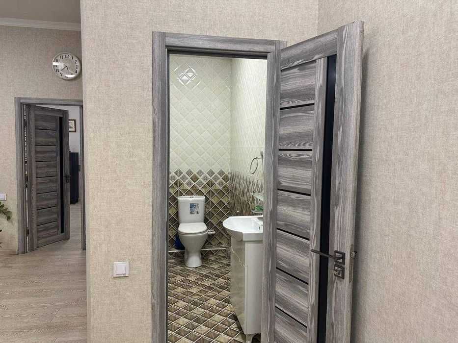 Сдаю в аренду 54 м² Офис.  ул.Саракулька. 4-Роддом. Мирабад