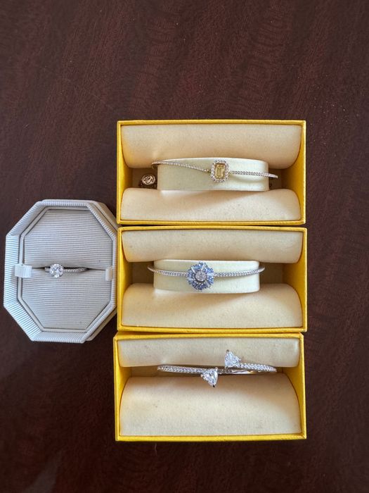 Продам украшение сваровски за все за 350 тыс