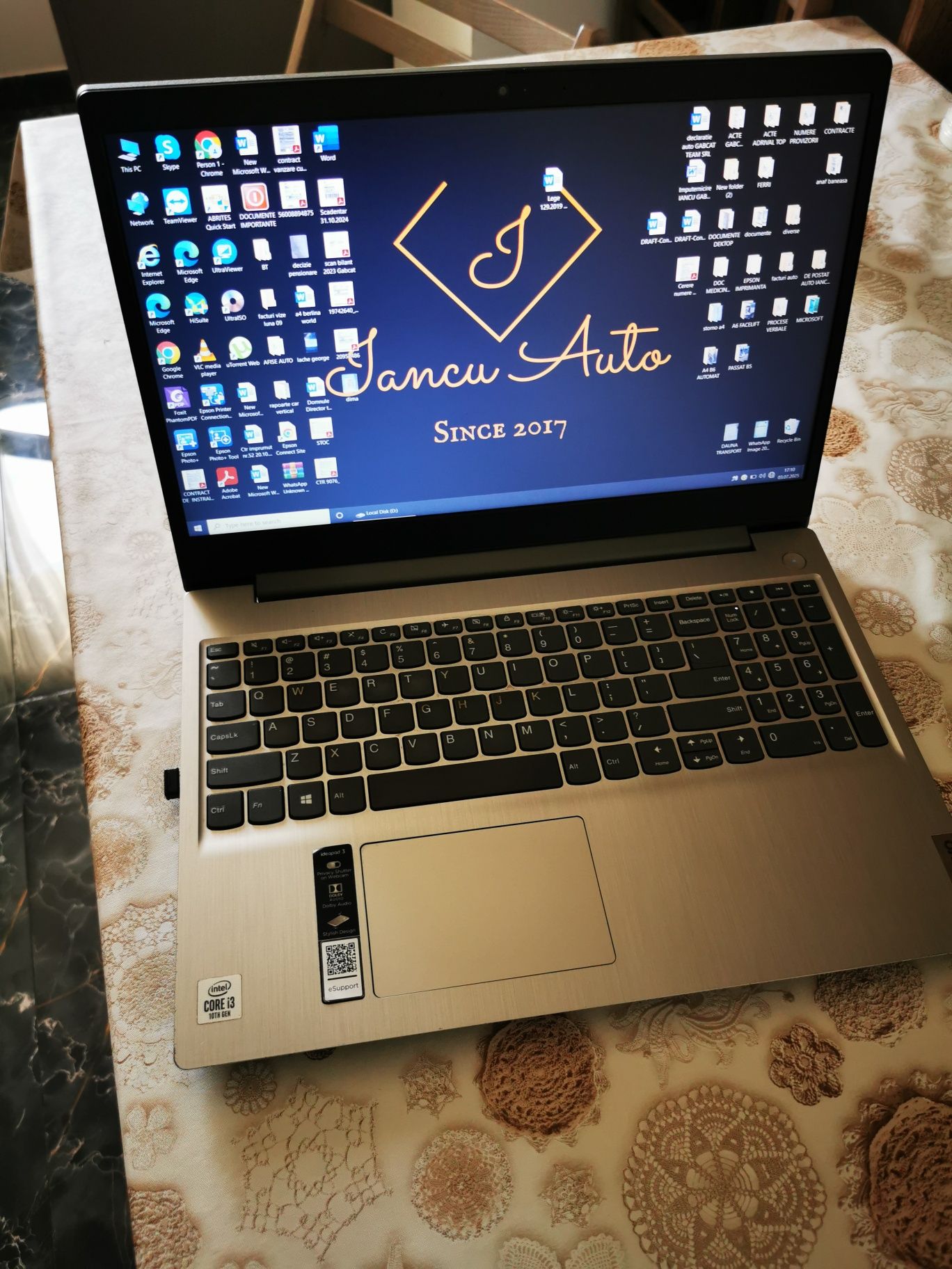 Laptop Lenovo IdeaPad 3, 1.2 GHz, 1Tb, 8GB RAM