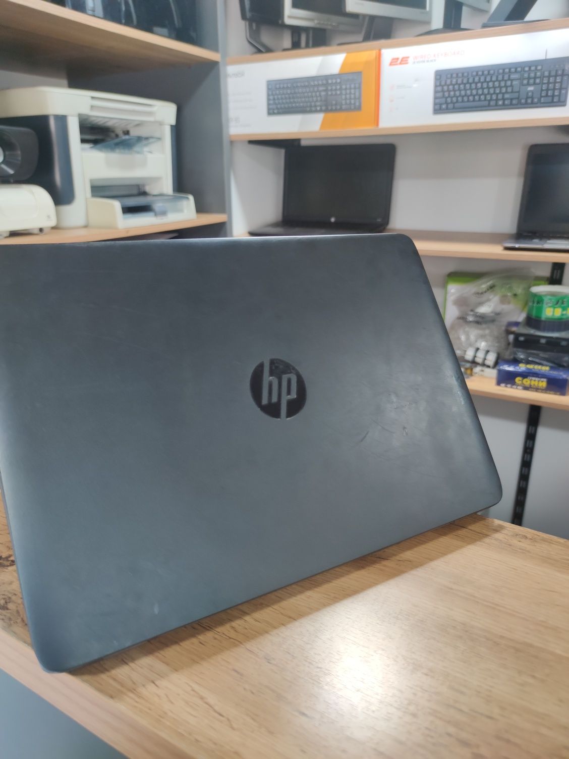 Hp core i7 5th 8/512