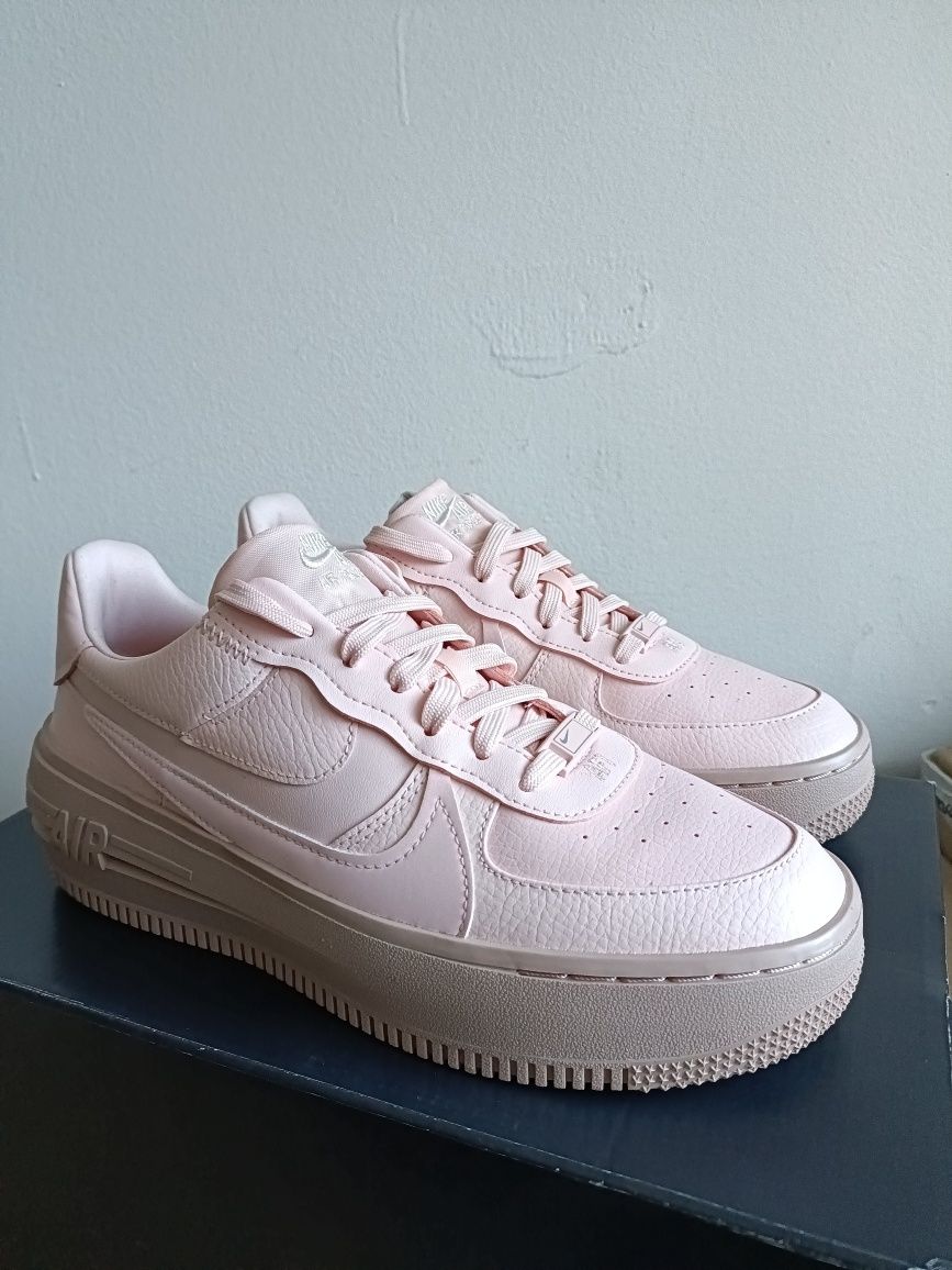 Nike Air Force 1 PLT.AF.ORM Pink номер 40