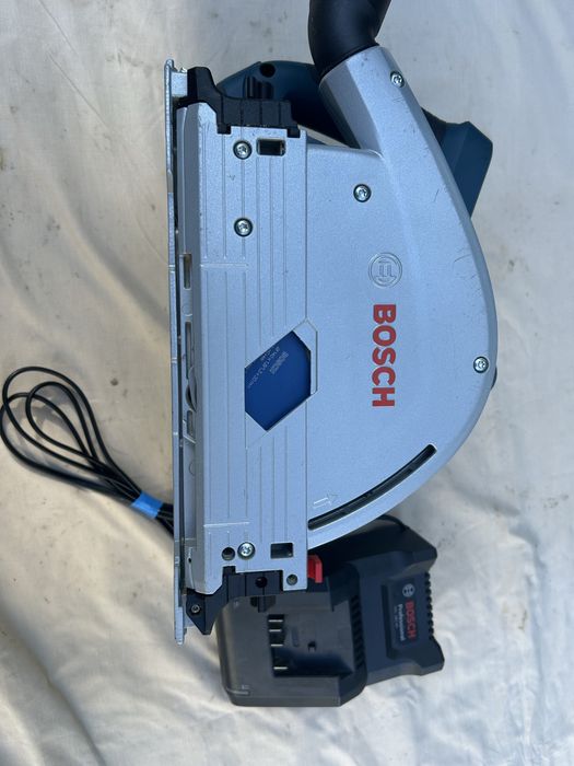 Bosch GKT 18V-52GC circular prin plonjare
