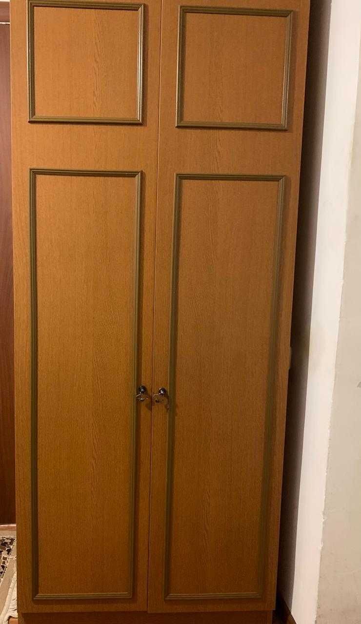 Продам б/у прихожую