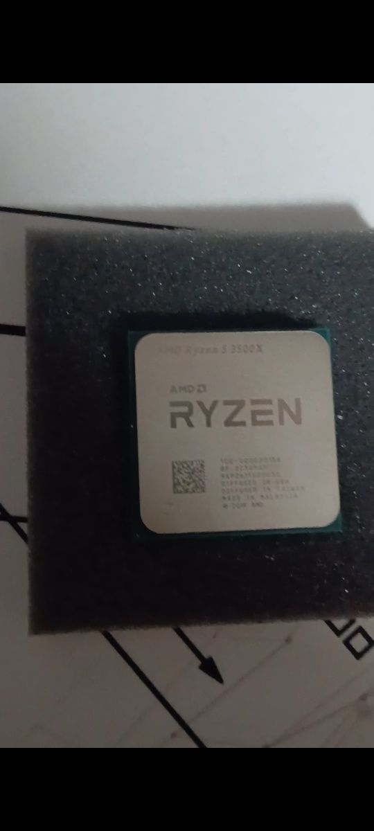 Procesor AMD Ryzen 5 3500x