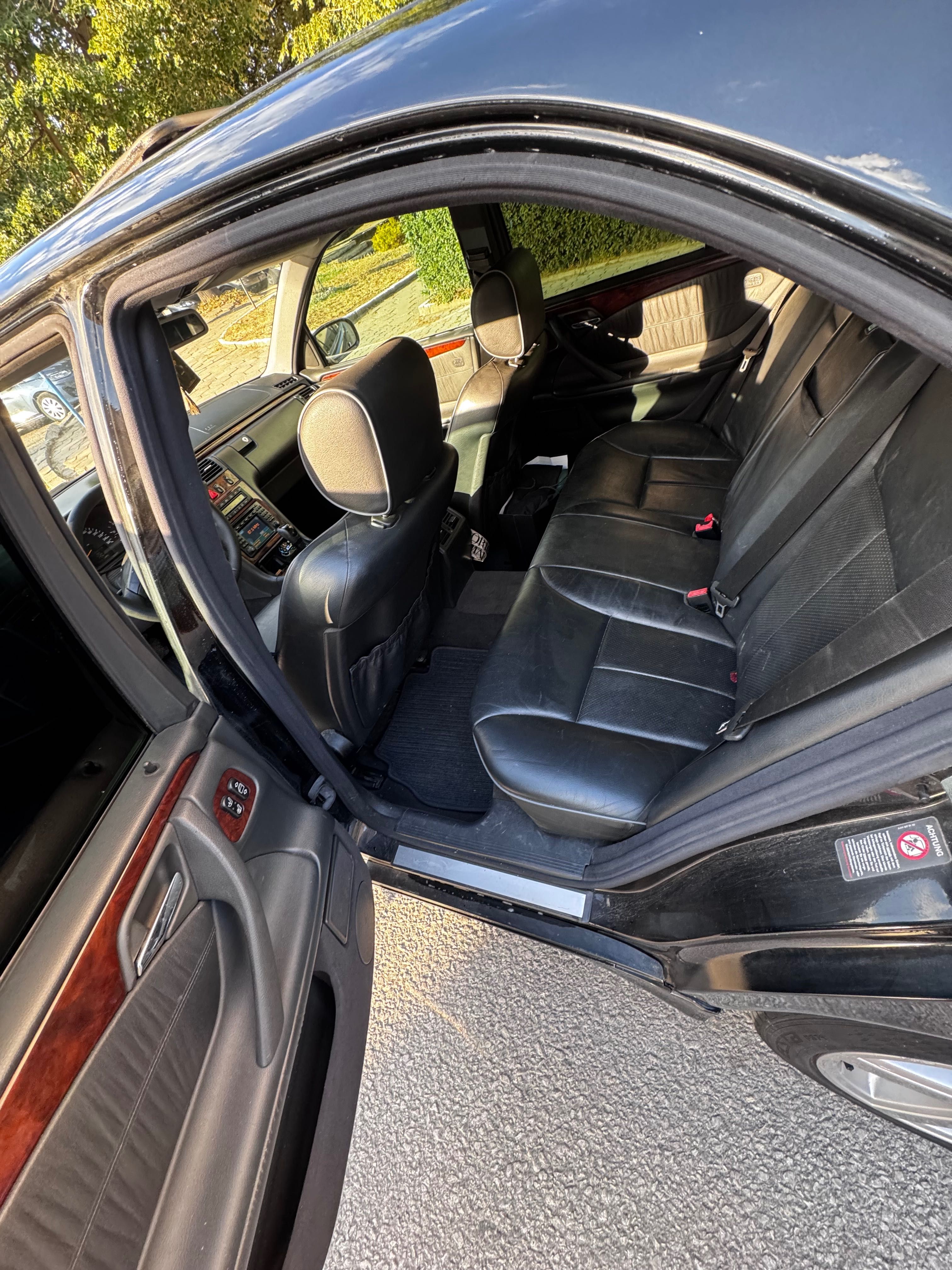 Продавам Mercedes E 270 CDI 2002 год