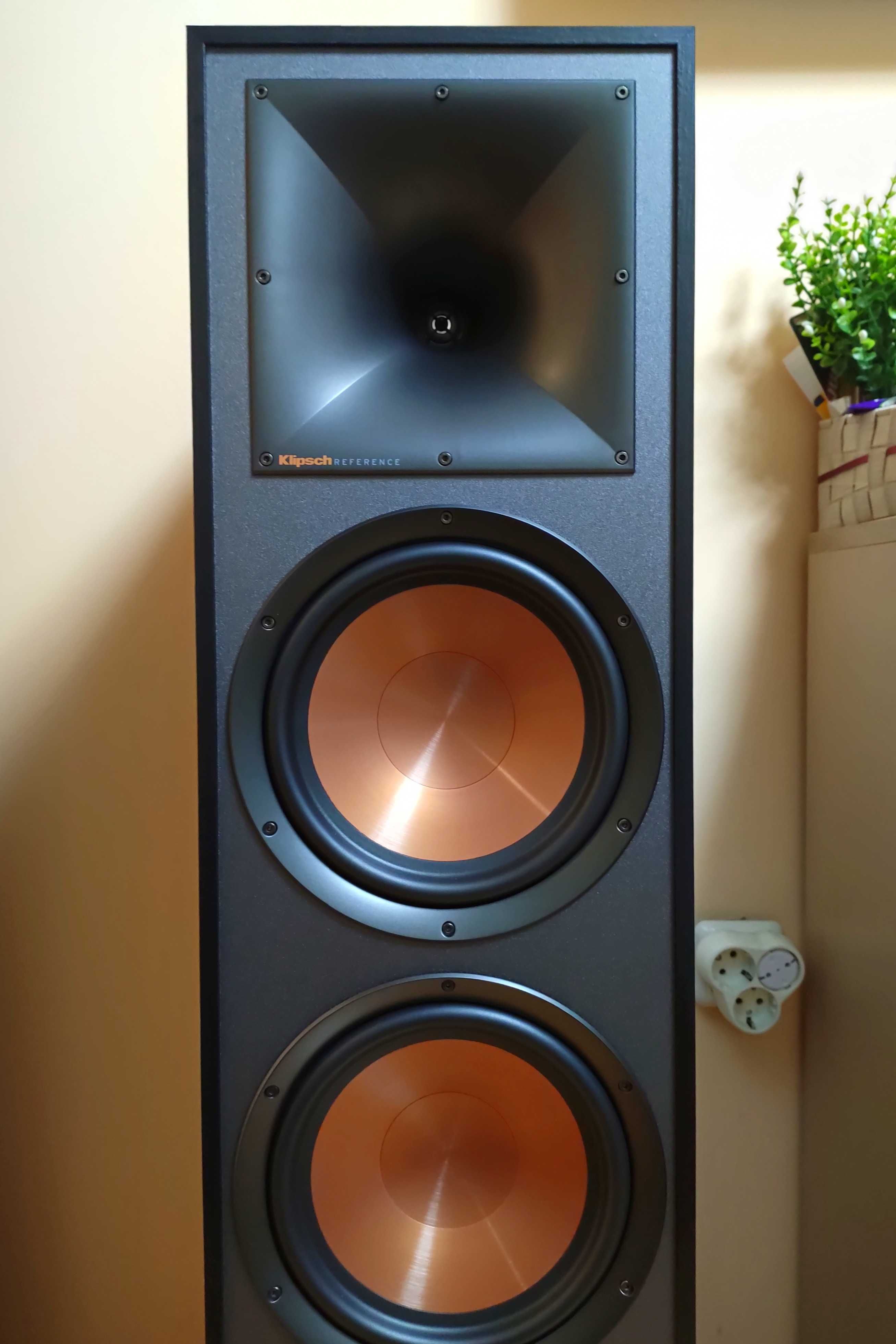 Тонколони KLIPSCH R-820F нови