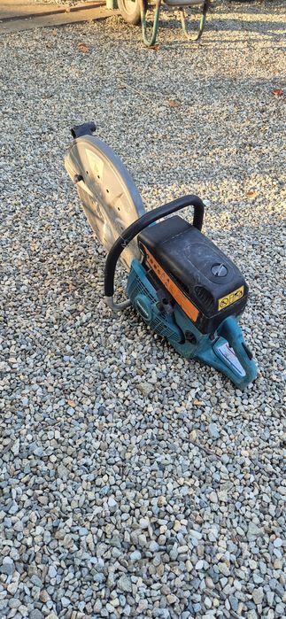 Motodebitator/drujba taiat beton Makita  EK8100