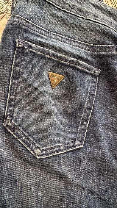 Оригинални дънки Guess