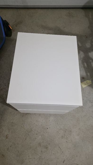нощно шкафче Ikea