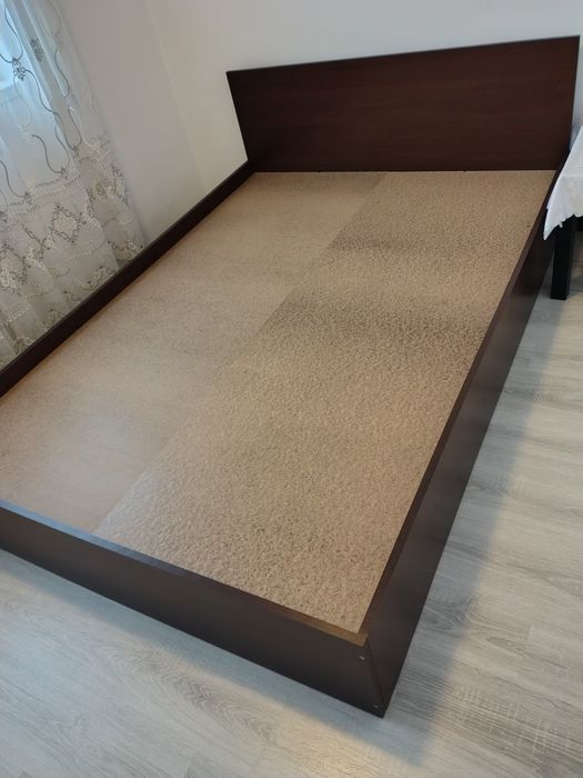 Pat dormitor 140x200 stare excelentă ă