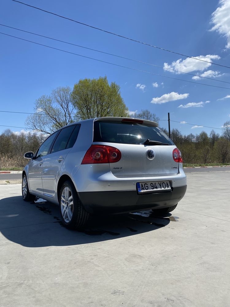 De vanzare golf 5