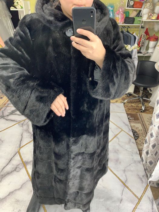 Продам норковые шубы
