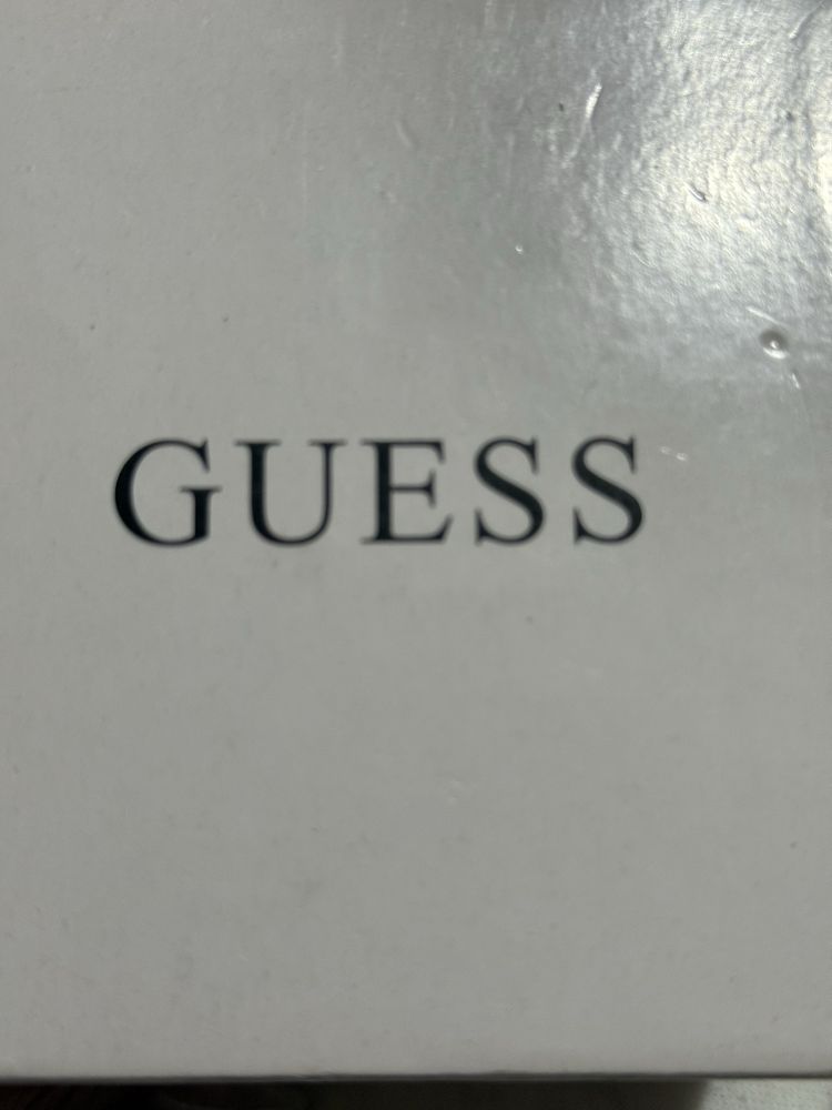 Часовник Guess Lady Frontier
