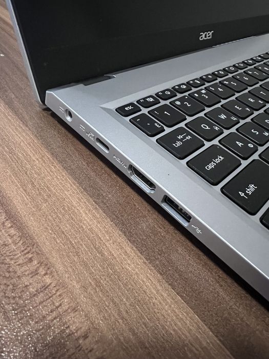 Acer Aspire A315-24P — отличное состояние + подарки!