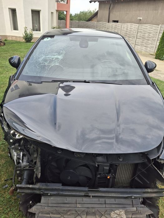 Citroen DS5 - Motor 2.0 HDi - Avariat