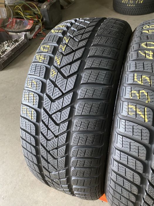 Anvelope iarna 235/40/18 Pirelli Sottozero 3 235 40 18 R18