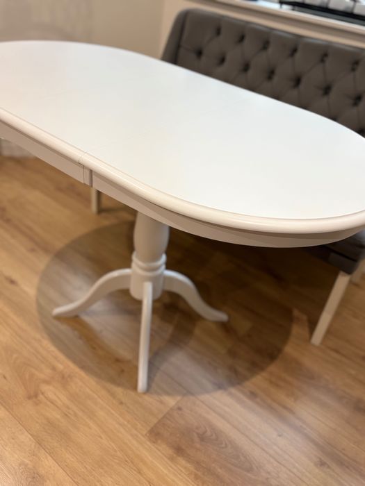 Vând masă extensibila din lemn 70/100(129) cm