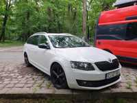 Skoda Octavia 2.0 TDI 150cp, Automata, Navi, Climatronic, Bi-Xenon, Jante 18''