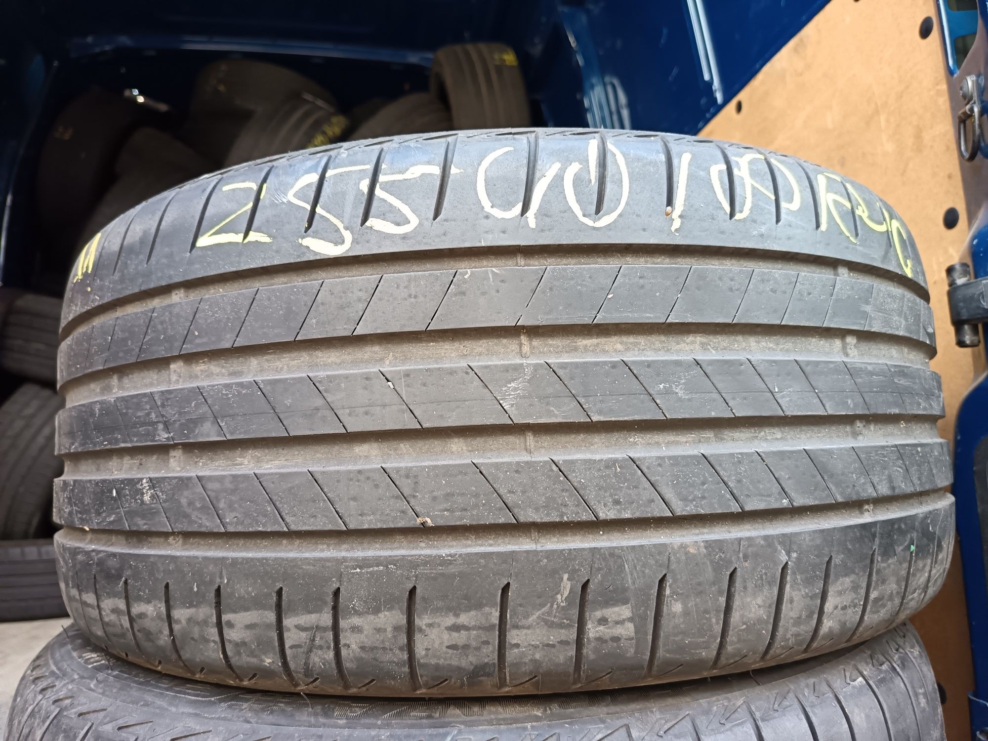 Anvelope vara 255 40 18 bridgestone runflat 6.5mm