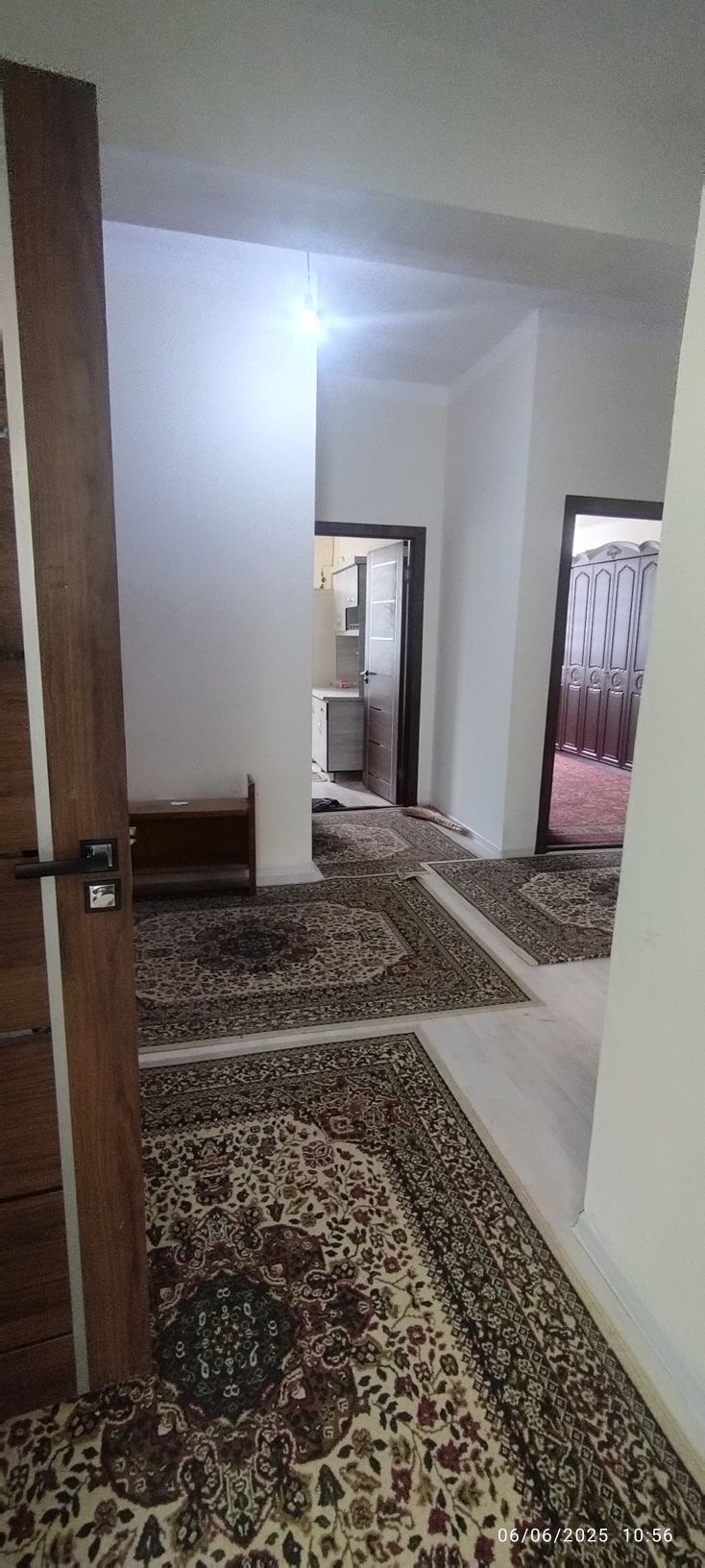 7-mikrorayonda 3 xonali 7-etaj kvartira faqat oilaga ijaraga beriladi