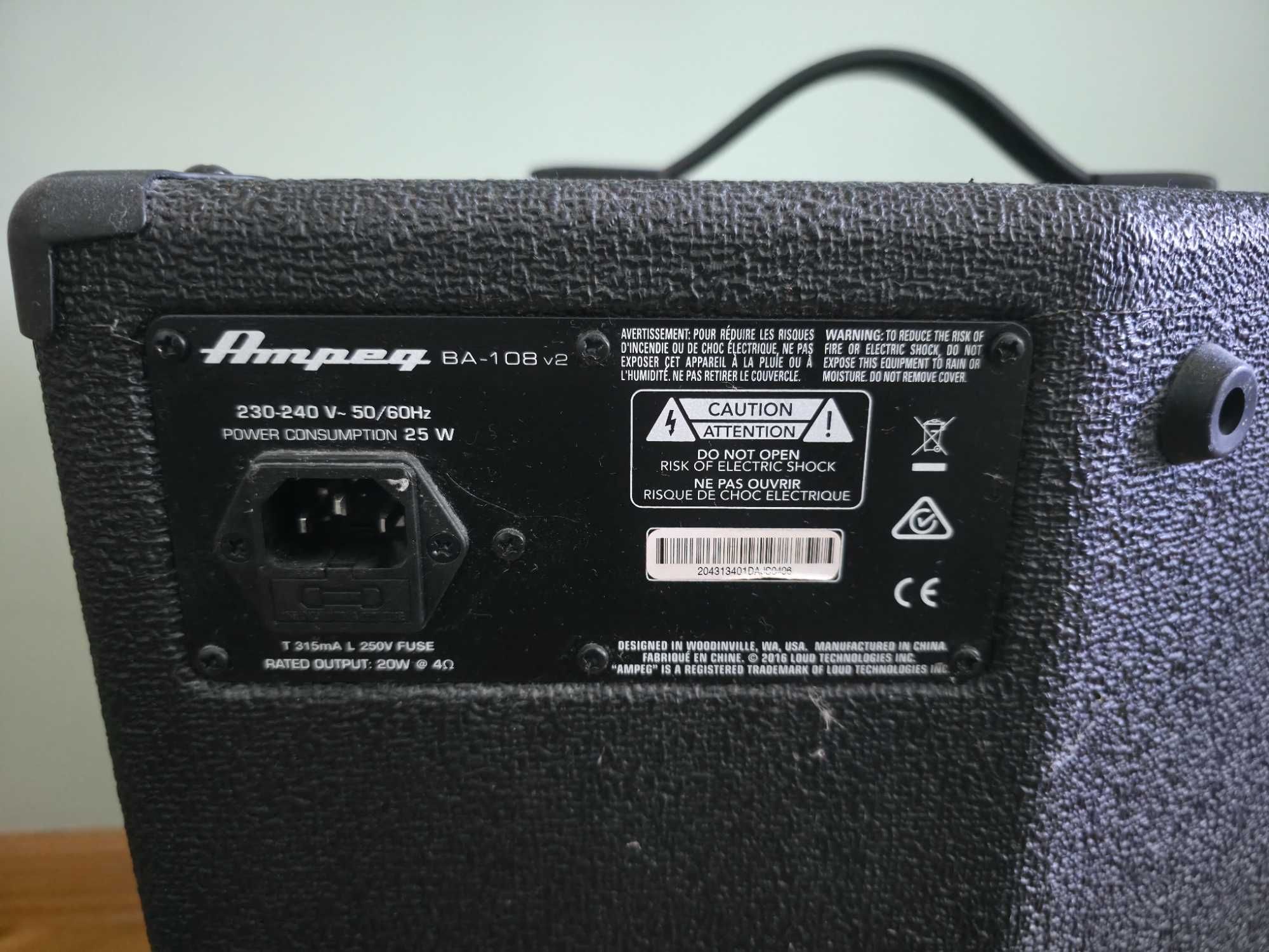 Продавам бас кубе Ampeg BA-108v2, 20W