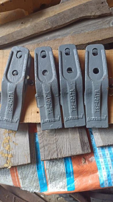 Dinti cupa excavator j350 cu lama hardox