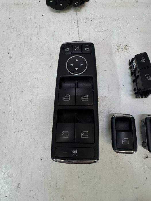 Butoane comenzi geam volan portbagaj joystick Mercedes W212 E-Class