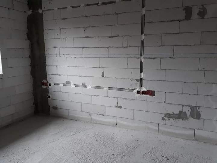 Execut renovări,consolidari,și extindere case vechi