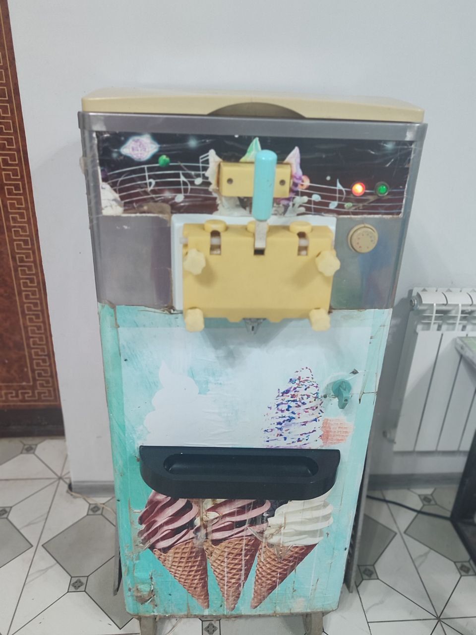 Мороженое аппарат