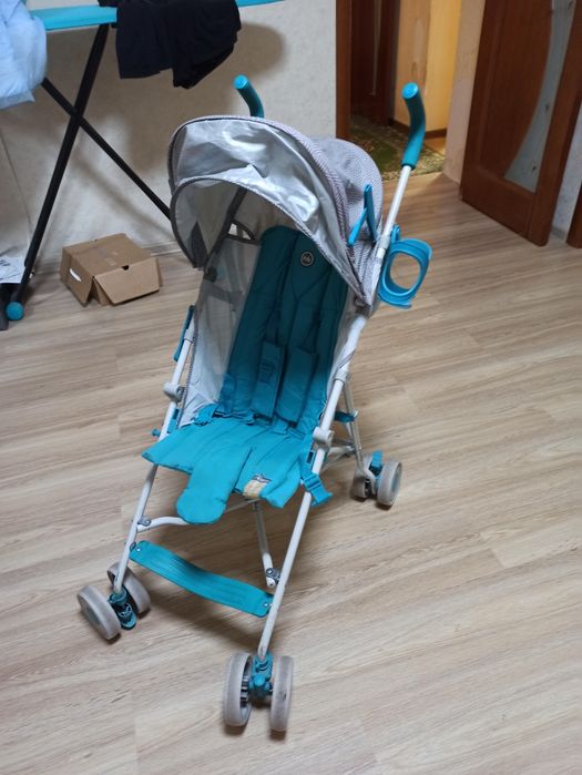 Продам коляску трость