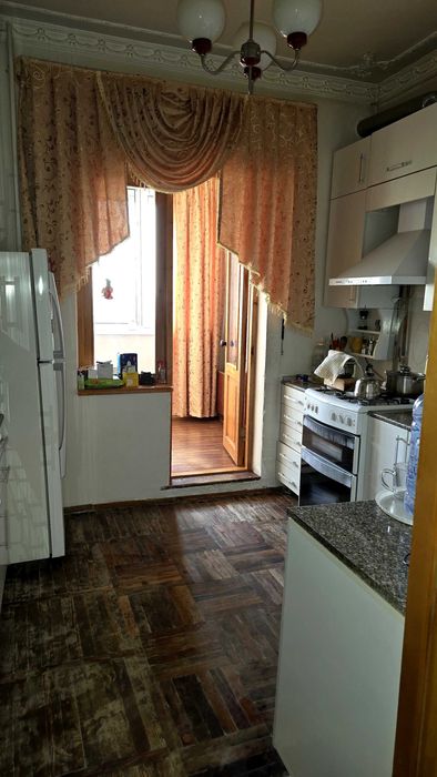 Продается  квартиры 5 комнатная