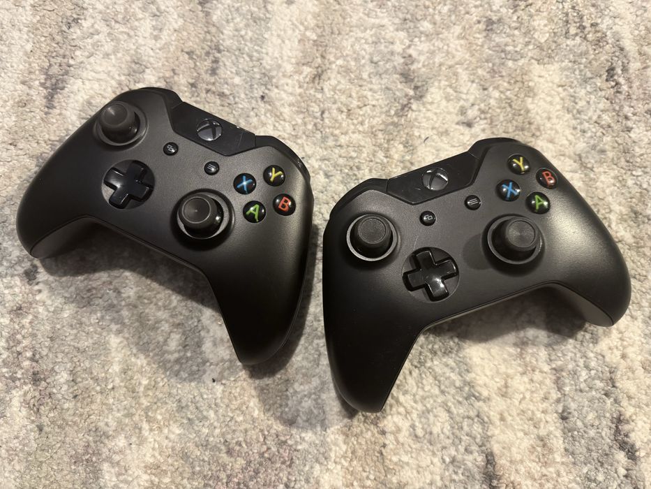 Xbox one + 2 manete + fifa 19