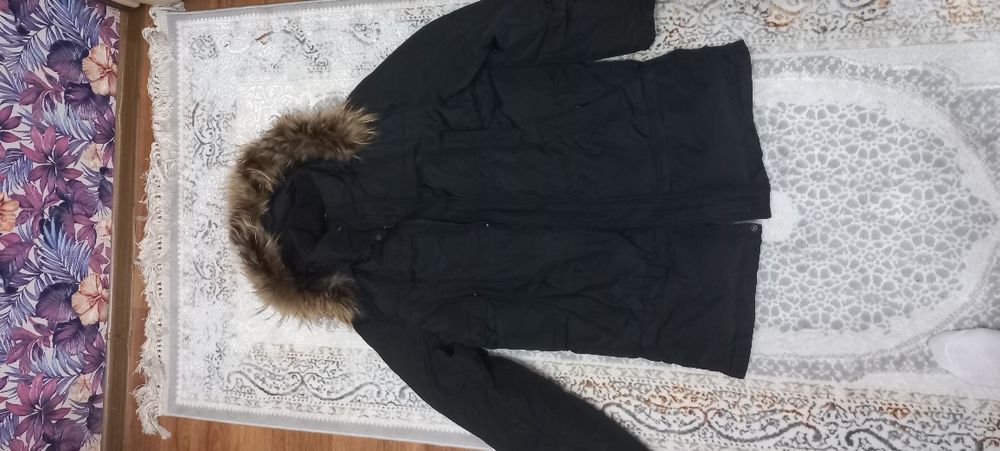 Продам мужскую зимниюю куртку