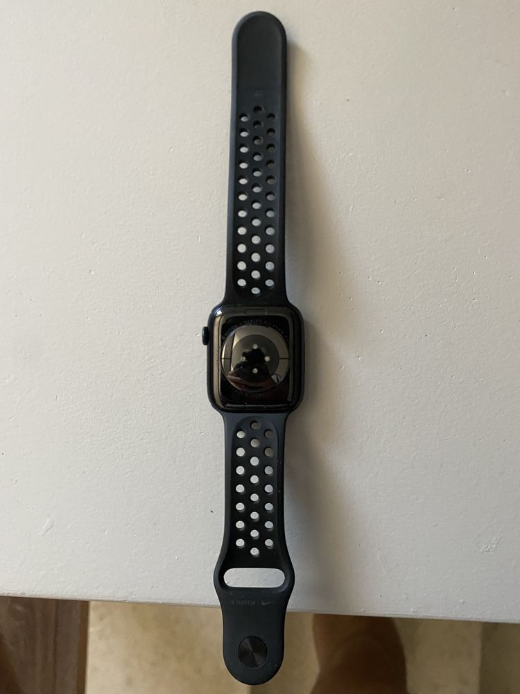 Apple watch series 7