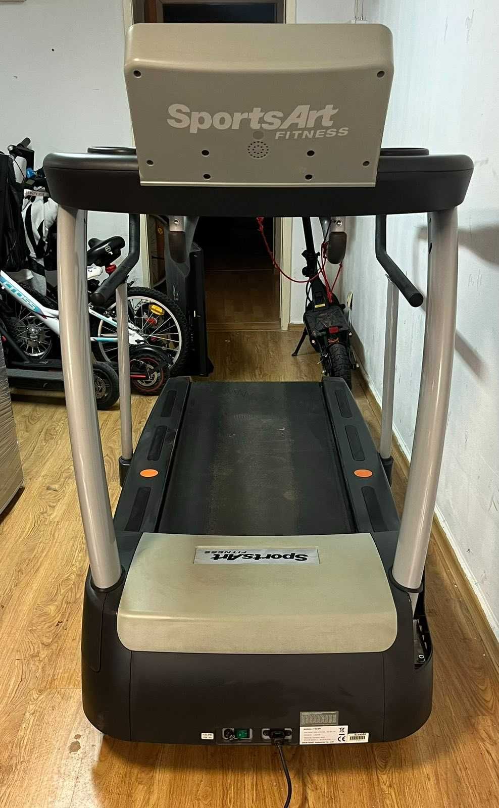Бягаща пътека SPORTSART T650M