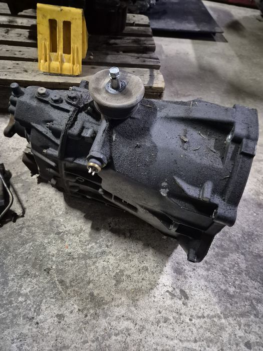 Cutie De Viteza VW LT 2.5TDI 1996-2005