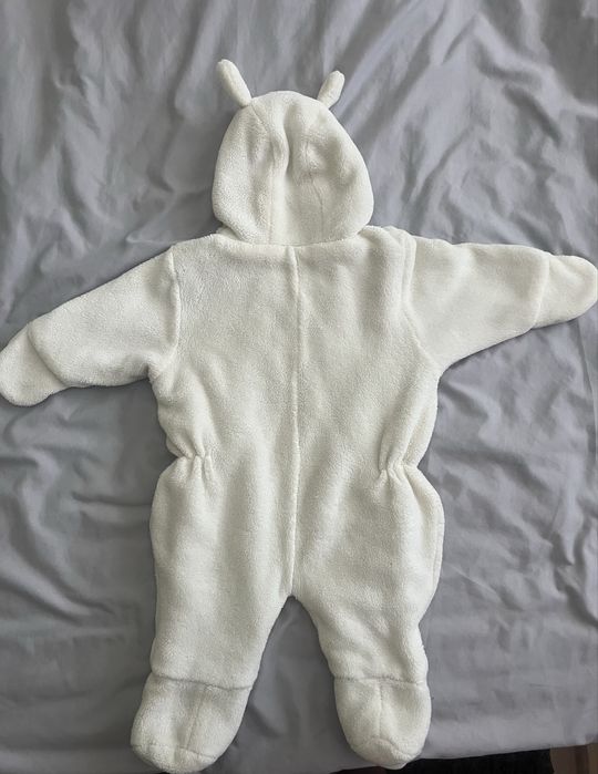 Поларен космонавт за бебе