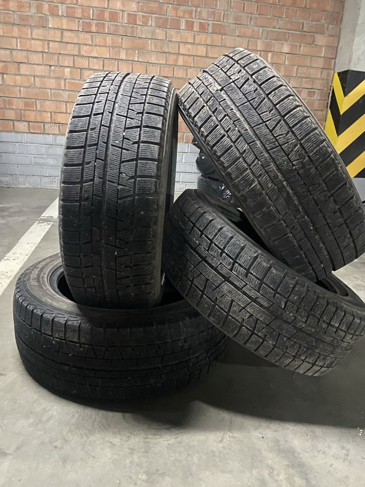Yokohama Ice Guard IG50 Plus 215/55 R17 94Q без шипов