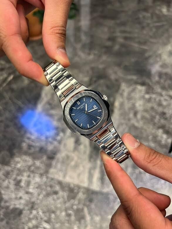 Часы [patek philippe]