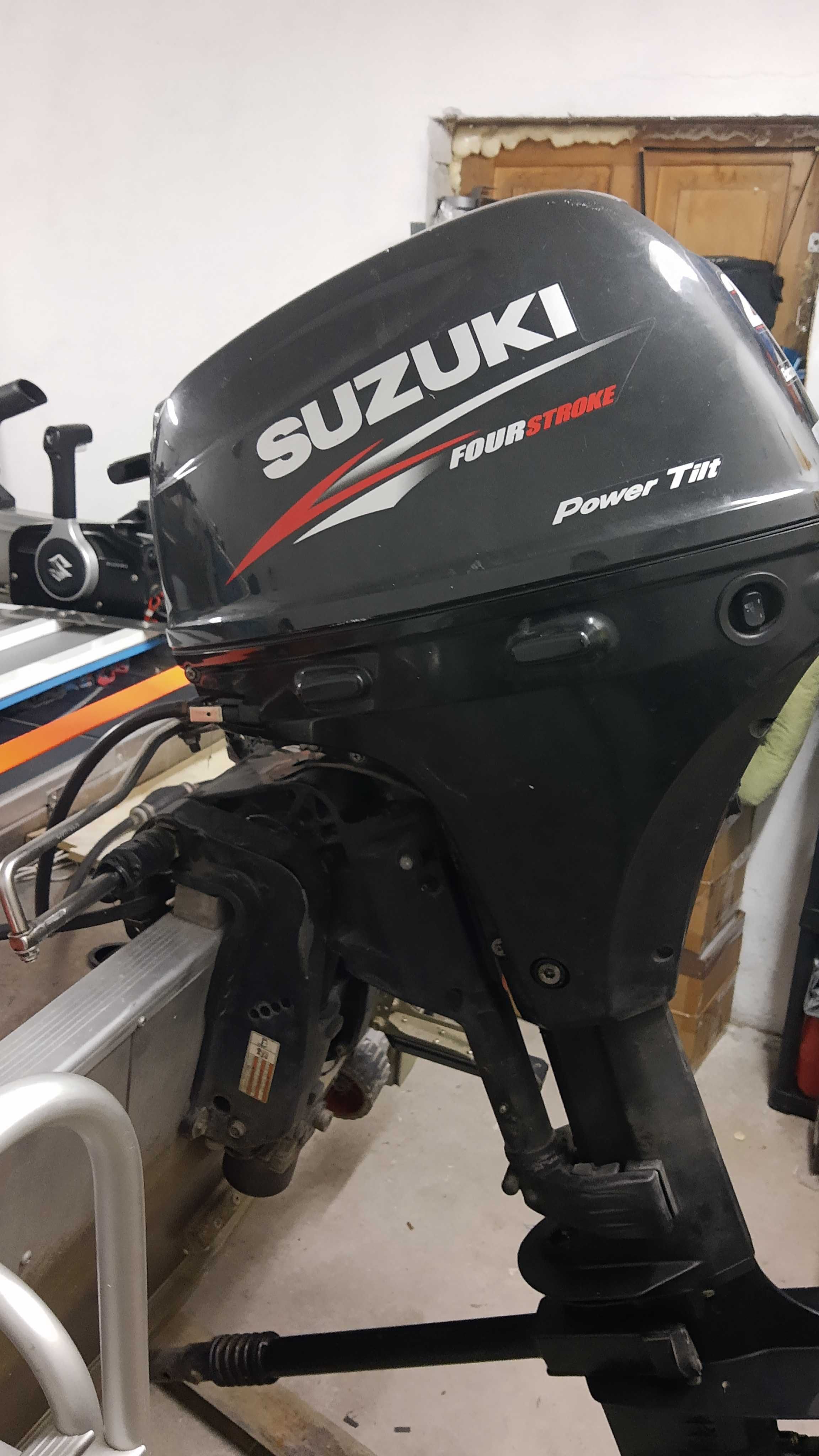 Suzuki DF20ATL Извънбордов двигател дълъг ботуш
