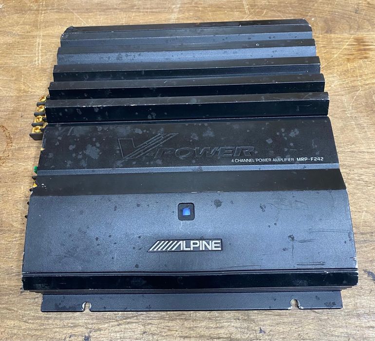 Amplificator auto Alpine MRP F 242