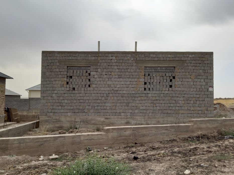 не дастроены дом