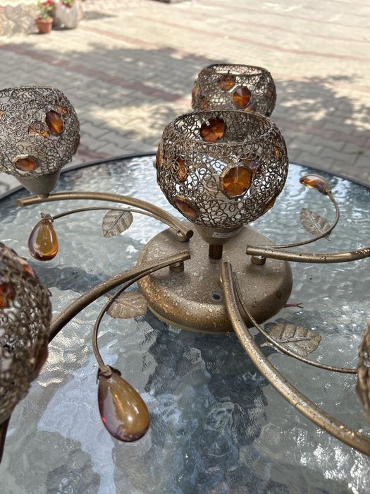 Lustră model deosebit