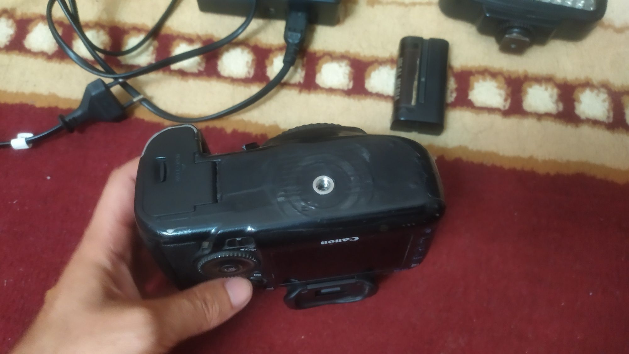 Canon 5d mark 3 sotiladi