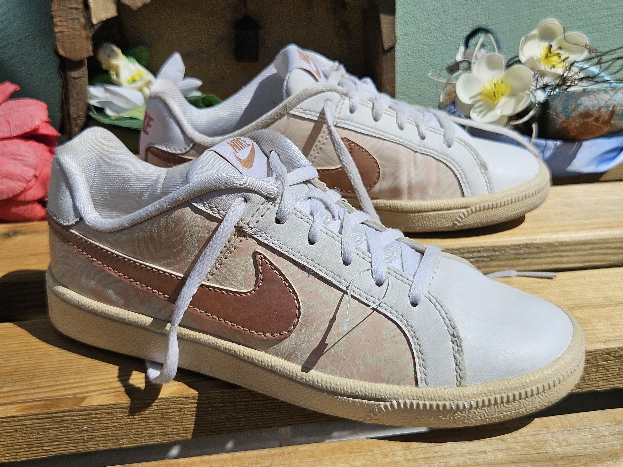 Nike кожени кецове N35,5