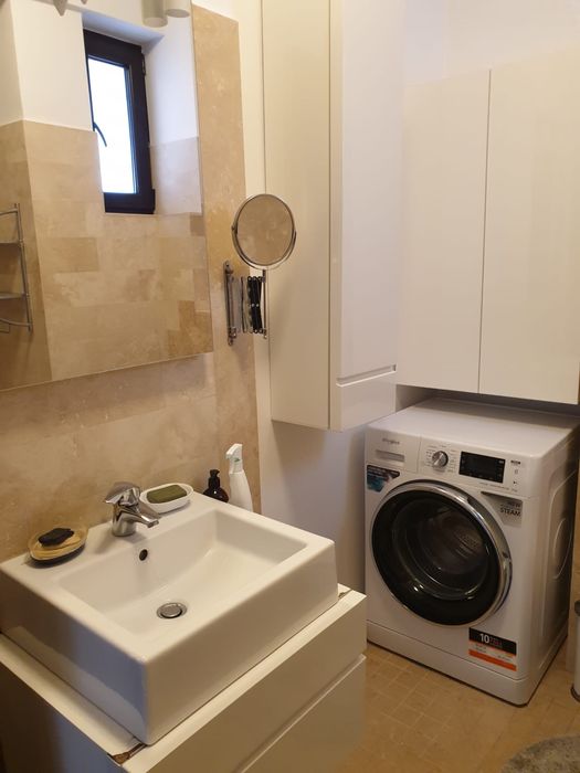Apartament 2 camere- metrou 1 Mai, zona de case, bloc boutique